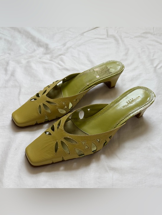 Liz Claiborne Shoes - Vintage Liz Claiborne Leather Olive Green Eyelet Cutout Kitten Heel Mules